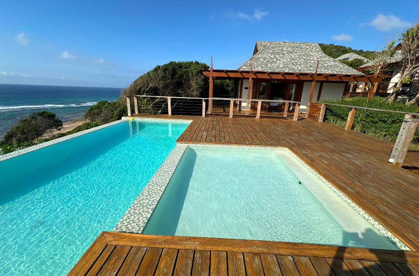 Pool at Makana 7 in Ponta Mamoli