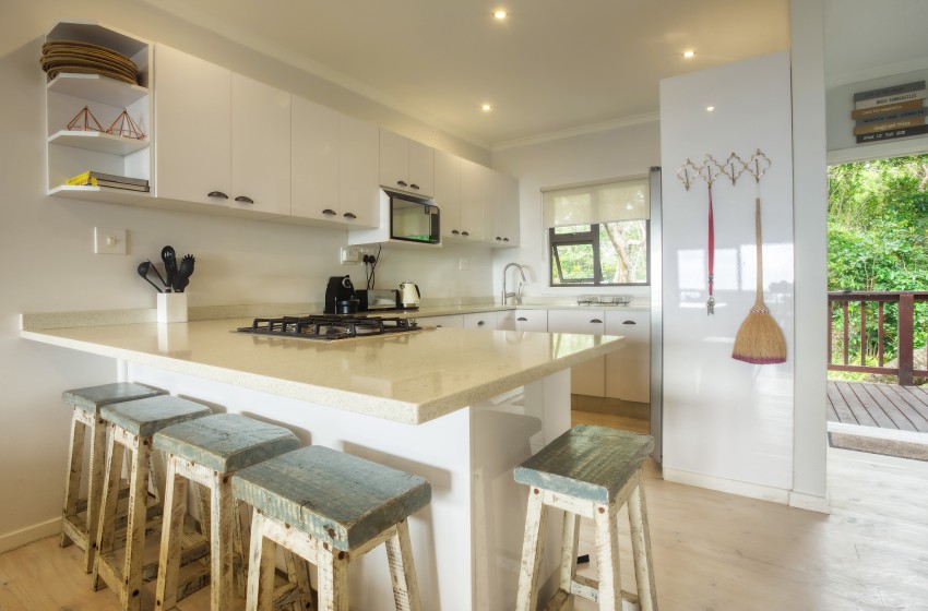 Downstairs kitchen at Campismo Ninho 41 in Ponta Malongane