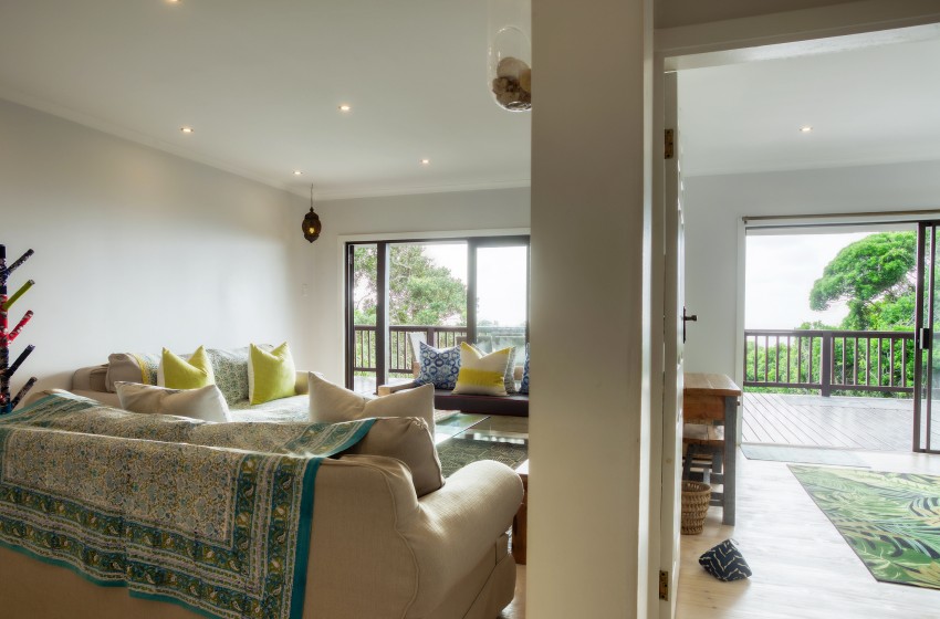 Downstairs dining area at Campismo Ninho 41 in Ponta Malongane