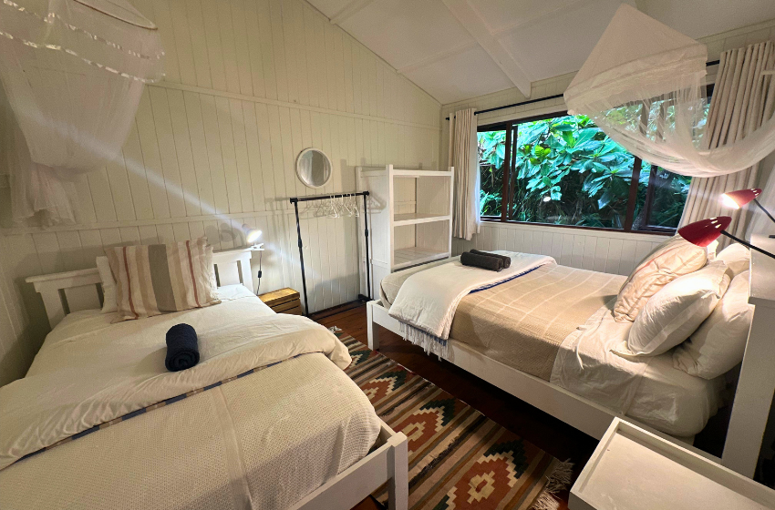 Bedroom 2 at Mar Azul 4 in Ponta Malongane 