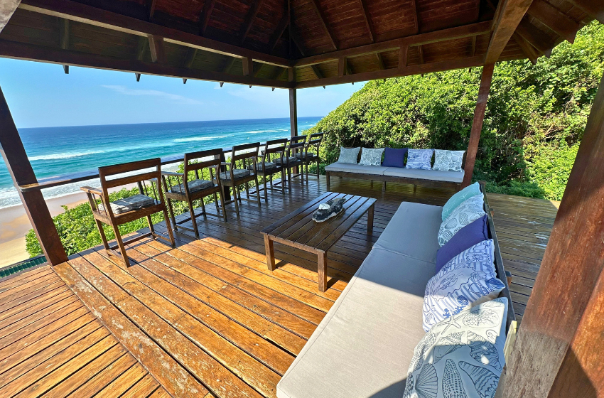 gazebo with seating at Aloha 3 in Ponta Mamoli