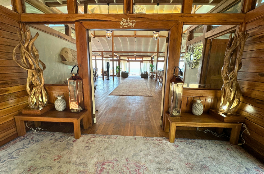 entrance at Aloha 5 in Ponta Mamoli