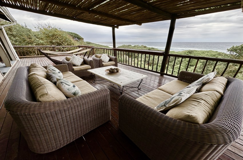 exterior lounge on the deck at kangela 11 in Ponta Malongane