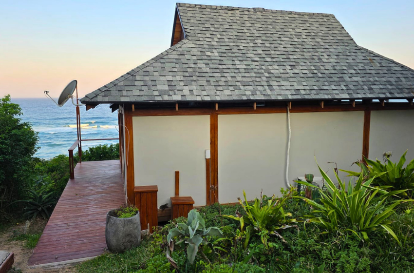 exterior of Makana 3A chalet in Ponta Mamoli